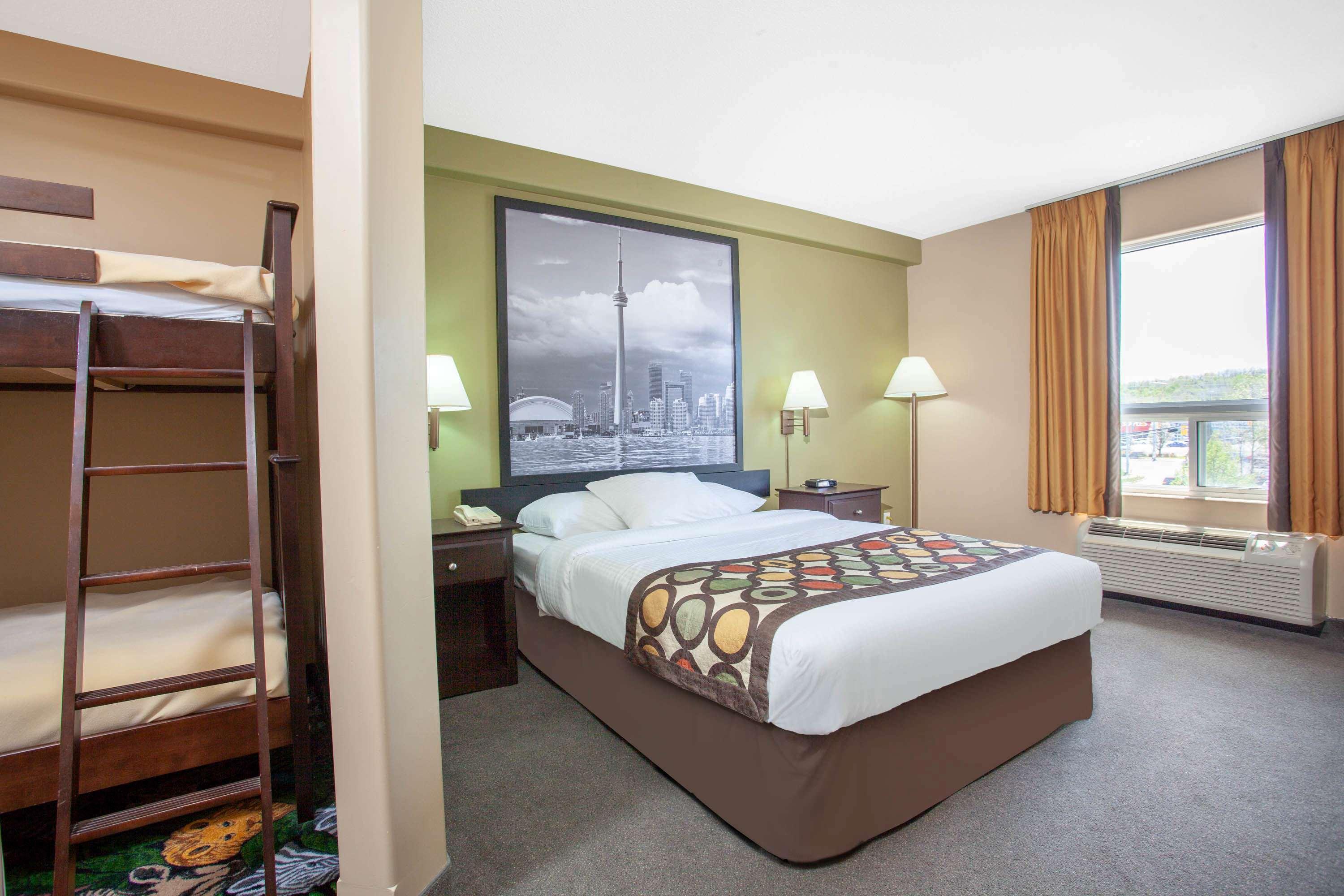 Hotel Super 8 By Wyndham Midland Exteriér fotografie