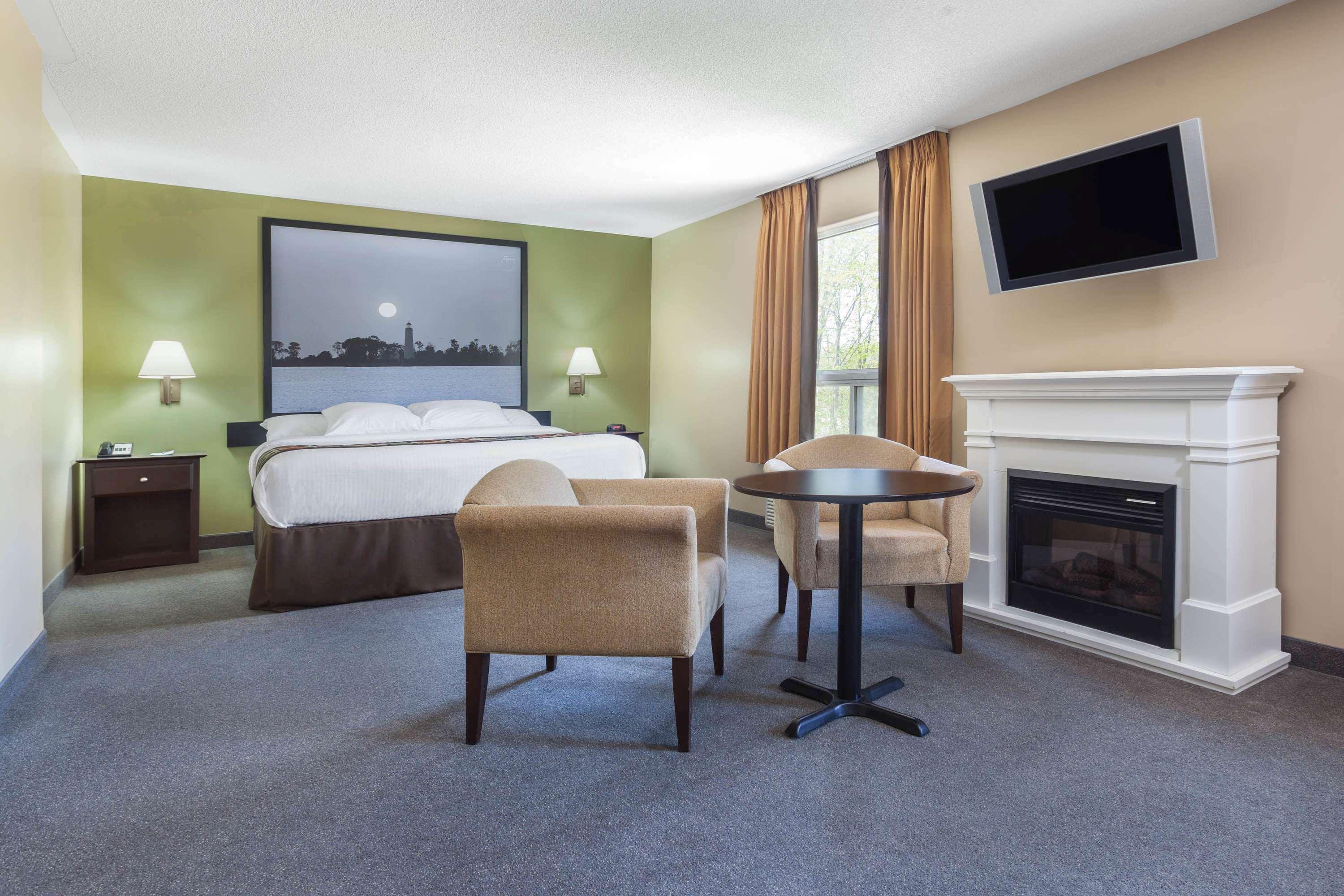 Hotel Super 8 By Wyndham Midland Exteriér fotografie