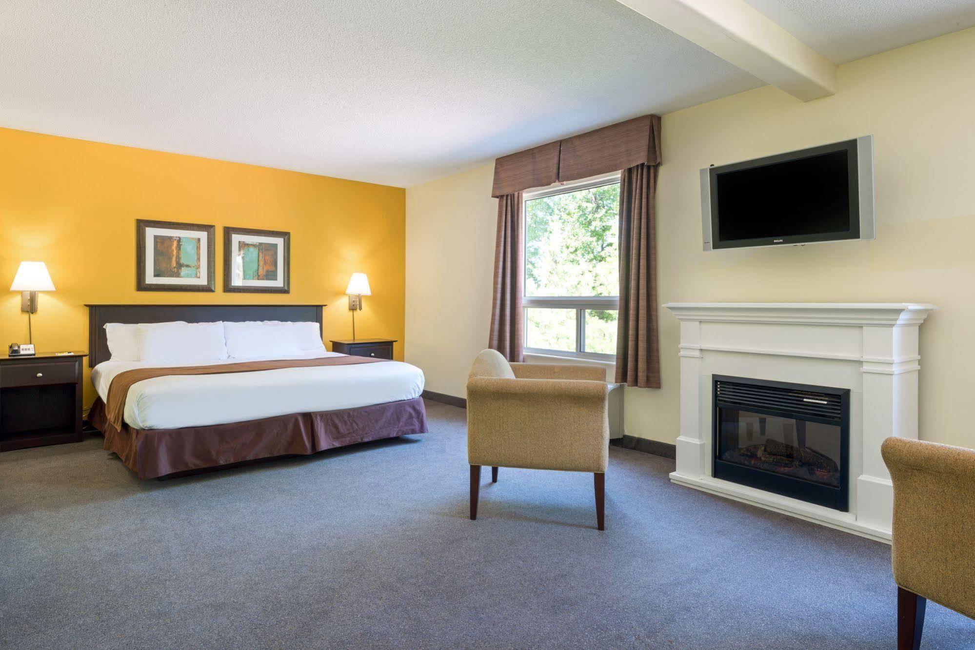 Hotel Super 8 By Wyndham Midland Exteriér fotografie